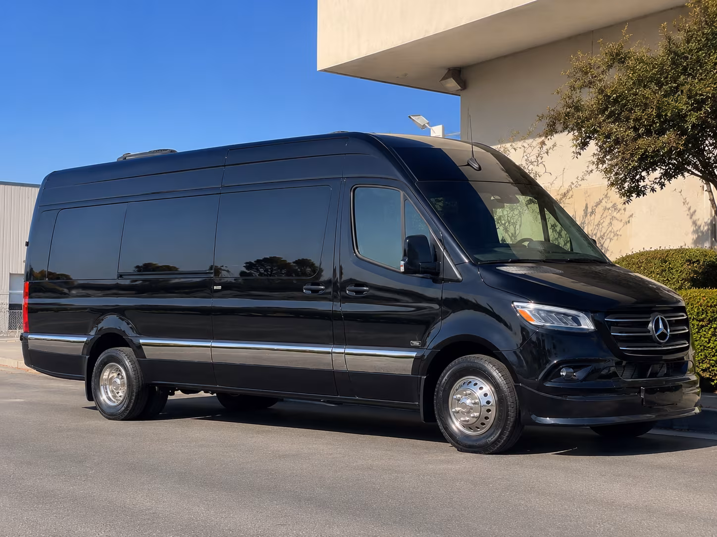 15 passenger sprinter van