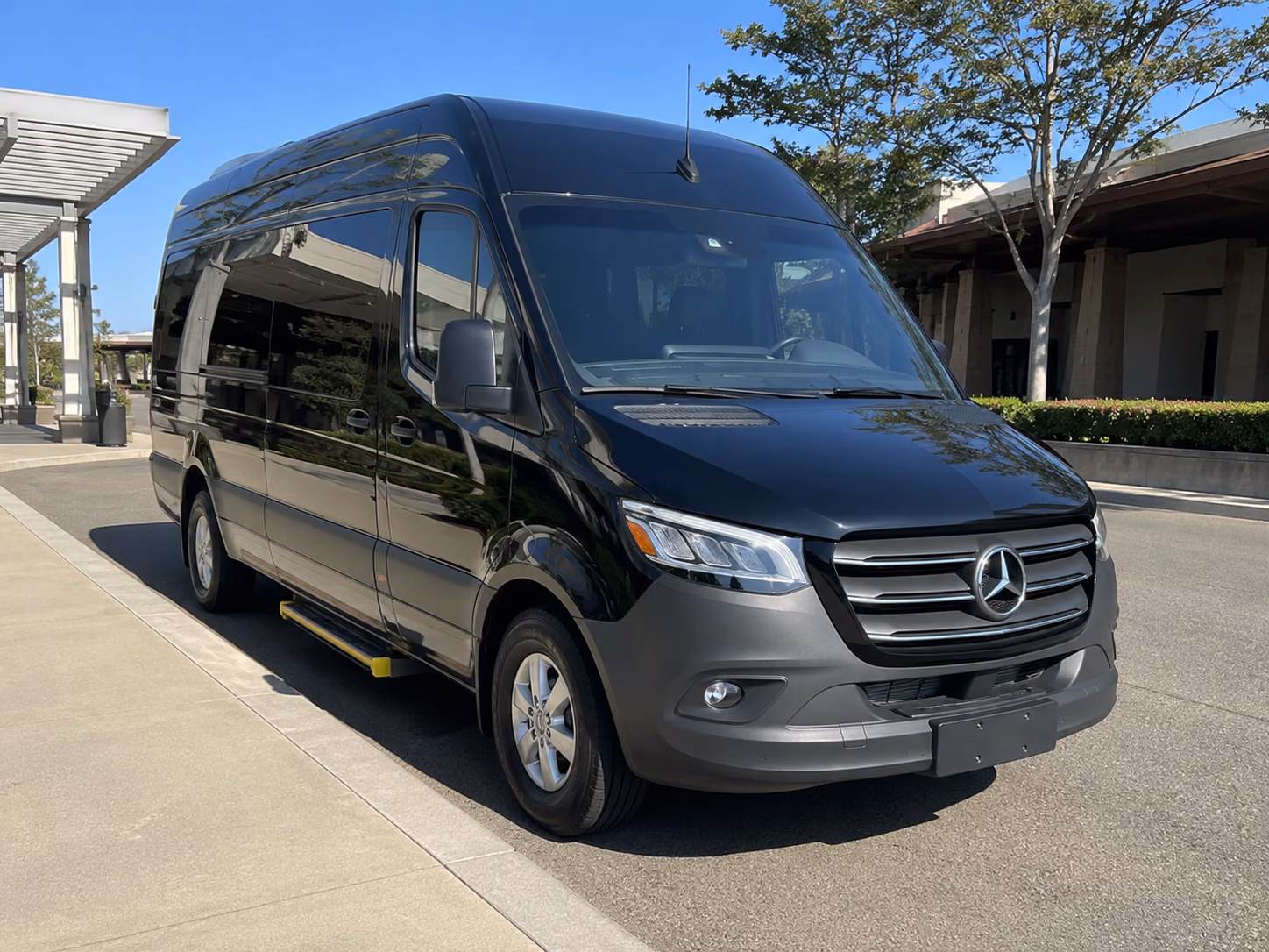 find the perfect transportation for your next wedding 2